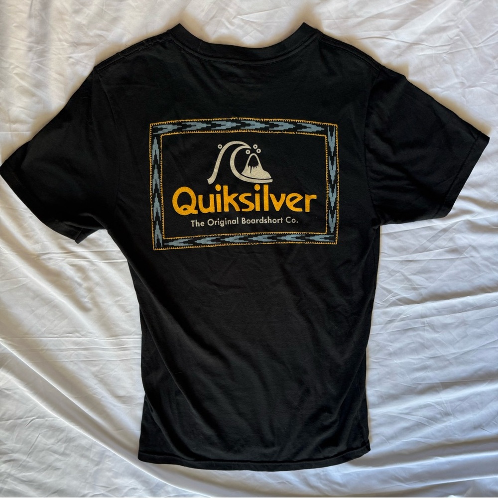 Y2K Quicksilver Graphic Tee